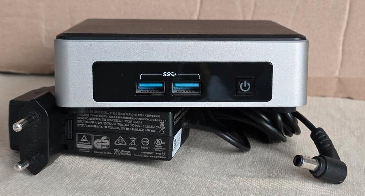 Super Mini Intel Nuc i5 met 256 Gb SSD (NVME) 8 Gb Ram, Computers en Software, Desktop Pc's, Refurbished, 4 Ghz of meer, SSD, 8 GB