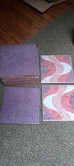 Wandtegel paars 20 bij 20 cm + 2 tegels met motief, Doe-het-zelf en Verbouw, Tegels, Ophalen