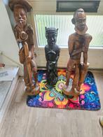 Houten beelden, Ophalen