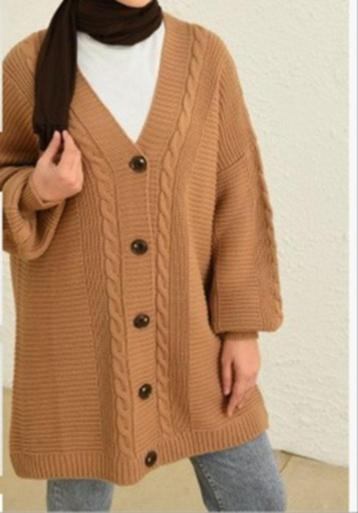 Nieuwe Maroon Cardigan onesize  beschikbaar voor biedingen