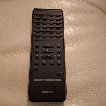 Philips RC5 afstandsbediening voor retro Philips vcr beschikbaar voor biedingen