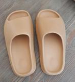Slide bone slippers 38/39 Nieuw, Ophalen of Verzenden, Nieuw, Beige, Slippers