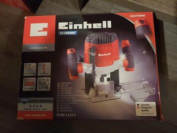   Nieuw in doos, Einhell bovenfrees beschikbaar voor biedingen