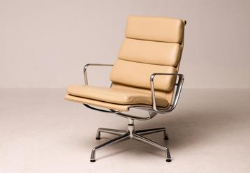 Vitra EA216 lounge chair beschikbaar voor biedingen