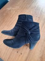 Laarsjes zwart
Graceland
Maat 38, Ophalen of Verzenden, Zo goed als nieuw, Zwart