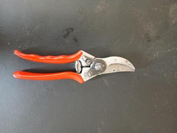 Felco 2 snoeischaar  beschikbaar voor biedingen