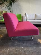 Cloak Sky | Loveseat | Roze wol Kvadrat, Eenpersoons, Metaal, 75 tot 100 cm, Ophalen of Verzenden