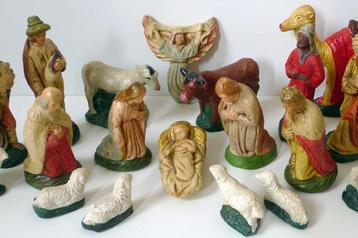 Kleine oude gipsen kerstgroep jaren 60 / kerststal optioneel beschikbaar voor biedingen