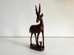 Vintage beeld teak antilope hert jaren 60, Antiek en Kunst, Kunst | Beelden en Houtsnijwerken, Verzenden