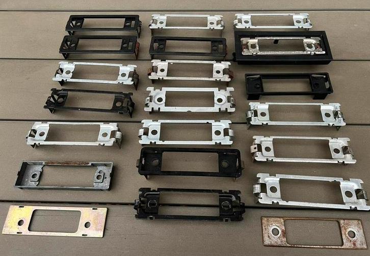 Inbouwframe voor Oldtimer Radio, Auto diversen, Autoradio's, Zo goed als nieuw, Ophalen of Verzenden