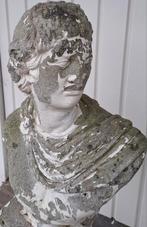 Borstbeeld historisch figuur op sokkel. Beton. 80 cm. Ca1900, Ophalen, Gebruikt, Beton, Mensenbeeld