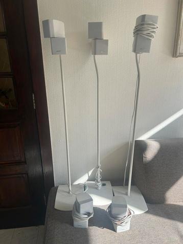 5x Bose Acoustimass Cube speakers beschikbaar voor biedingen