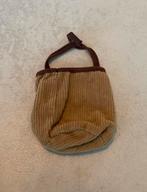 Sindy of fleur tasje bruin jaren 70/80, Verzamelen, Poppen, Ophalen of Verzenden, Gebruikt, Accessoires