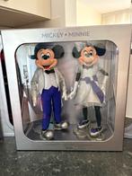 Disney limited 100 anniversary mickey en minnie dolls, Verzamelen, Disney, Ophalen of Verzenden, Mickey Mouse, Zo goed als nieuw