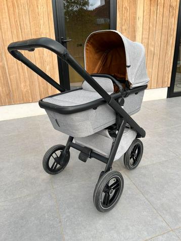 Dubatti kinderwagen beschikbaar voor biedingen