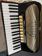 Acordeon Hohner 96 bas, Muziek en Instrumenten, Accordeons, Ophalen of Verzenden, Zo goed als nieuw, 96-bas, Hohner