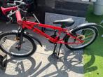 B twin 20 inch jongensfiets, Ophalen of Verzenden, Zo goed als nieuw, Staal