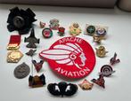 21 militaire pins, Verzamelen, Speldjes, Pins en Buttons, Ophalen of Verzenden, Zo goed als nieuw, Overige onderwerpen
