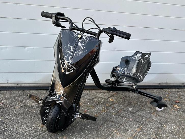 Elektrische Drift Trike Kart 250W 36V Bluetooth TREND NIEUW, Kinderen en Baby's, Speelgoed | Buiten | Voertuigen en Loopfietsen