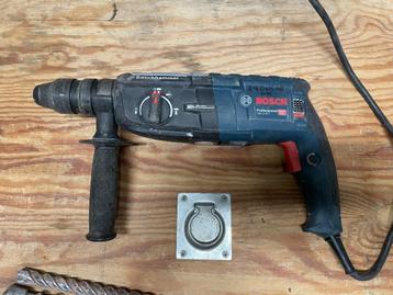 Bosch Blauw GBH 2-28 F Combihamer SDS-plus + snelspanboorkop beschikbaar voor biedingen