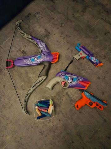Nerf Set - Pijlen, Pistolen, Boog beschikbaar voor biedingen