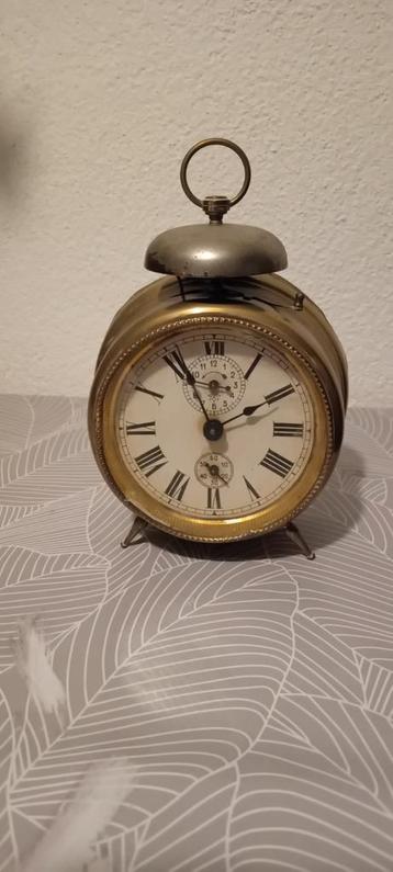 Antieke Wekker met Bel beschikbaar voor biedingen