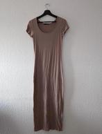 Boohoo Lange Bruine Jurk | Maat 34 | Stretch Strak, Bruin, Boohoo, Ophalen of Verzenden, Zo goed als nieuw