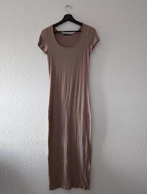 Boohoo Lange Bruine Jurk | Maat 34 | Stretch Strak, Kleding | Dames, Jurken, Zo goed als nieuw, Maat 34 (XS) of kleiner, Bruin