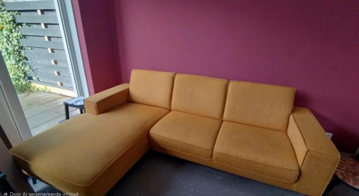 Mooie okergele Pronto bank - 2 jaar oud, Huis en Inrichting, Banken | Complete zithoeken, Zo goed als nieuw, Stof, Ophalen