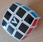 V-rubiks cube 3x3 circa 6 cm, Ophalen of Verzenden, Minder dan 500 stukjes, Zo goed als nieuw, Rubik's of 3D-puzzel