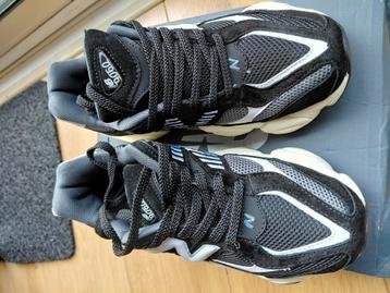 New Balance 9060 zwart wit maat 37 beschikbaar voor biedingen