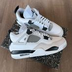 Nike air Jordan 4 military black 43, Wit, Nieuw, Ophalen of Verzenden, Sneakers of Gympen