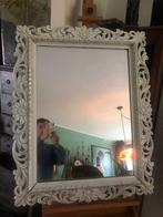 Grote sierlijke spiegel met bewerkte lijst, Ophalen of Verzenden, Rechthoekig, Minder dan 100 cm