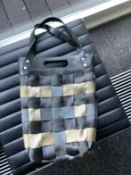 Unieke tas van fietsband en veiligheidsgordel, Sieraden, Tassen en Uiterlijk, Ophalen of Verzenden, Nieuw, Zwart, Handtas