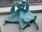 Knuffeldoek konijn Basic Bunny turqoise velours merk Tiamo, Ophalen of Verzenden, Zo goed als nieuw, Konijn