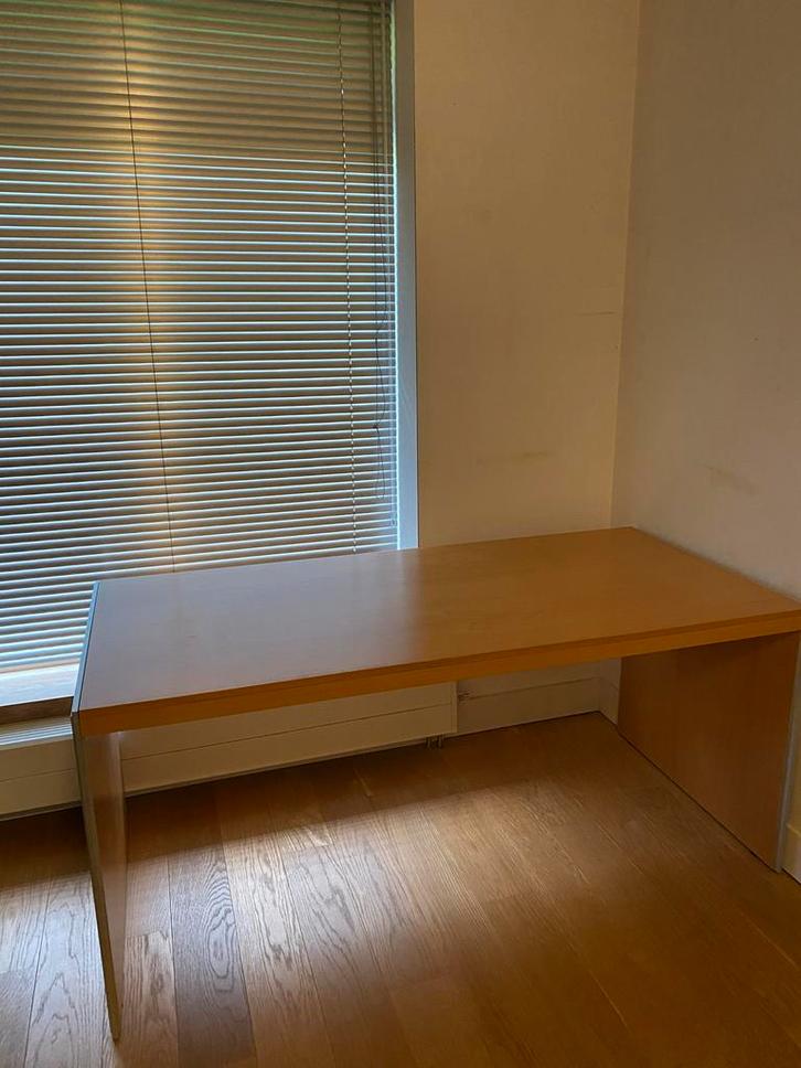 IKEA Bureau - Praktisch en Stijlvol, Huis en Inrichting, Bureaus, Gebruikt, Bureau, Ophalen