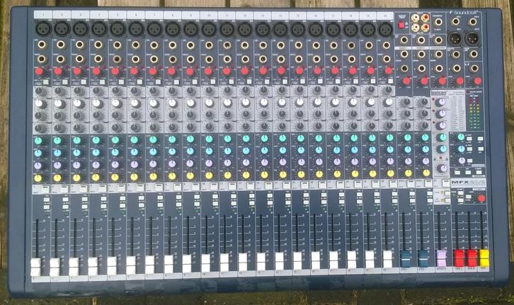 Soundcraft MFX 20-2 mengpaneel, Muziek en Instrumenten, Mengpanelen, Zo goed als nieuw, 10 tot 20 kanalen, Microfooningang, Ophalen of Verzenden