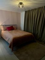 Bed, Ophalen, Zwart, 140 cm, Zo goed als nieuw