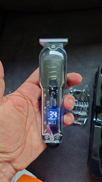 Tondeuse / Haarclipper / Trimmer. Nieuwe in doos beschikbaar voor biedingen