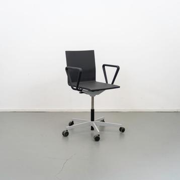 3x Vitra Maarten v Severen .04 Bureaustoel Zwart - Aluminium beschikbaar voor biedingen