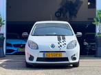 Renault Twingo 1.2-16V Authentique NIEUW DISTRIBUTIERIEM, Gebruikt, Zwart, 4 cilinders, 4 stoelen