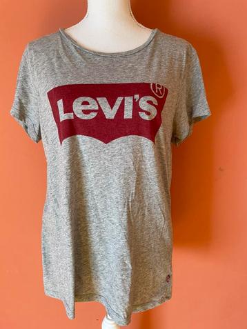 Levis grijs tshirt maat 40 beschikbaar voor biedingen