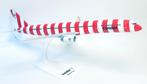 Condor 757-300 Schaalmodel - Rood (1:200), Verzamelen, Luchtvaart en Vliegtuigspotten, Ophalen of Verzenden, Gebruikt, Schaalmodel