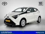 Toyota Aygo 1.0 VVT-i x-play | Airco | Camera | Apple Carpla, 12 maanden, Stof, Gebruikt, 4 stoelen
