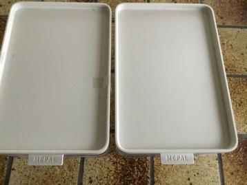 Mepal  Omnia Vleeswaren  Dozen beschikbaar voor biedingen