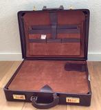 Attaché koffer, Ophalen, Minder dan 35 cm, Nieuw, Slot