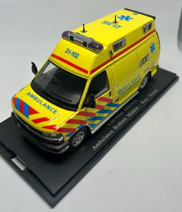 Ambulance Chevrolet GMT610  21-102 zeer mooi en zeldzaam beschikbaar voor biedingen