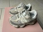 New Balance 9060 Kinderen Maat 22.5, Kinderen en Baby's, Kinderkleding | Schoenen en Sokken, Ophalen of Verzenden, Zo goed als nieuw
