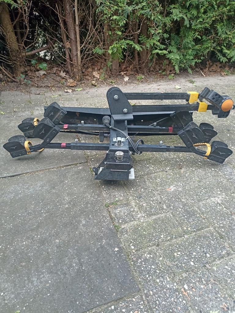 Hawk fietsendrager met 7-polige stekker, Ophalen