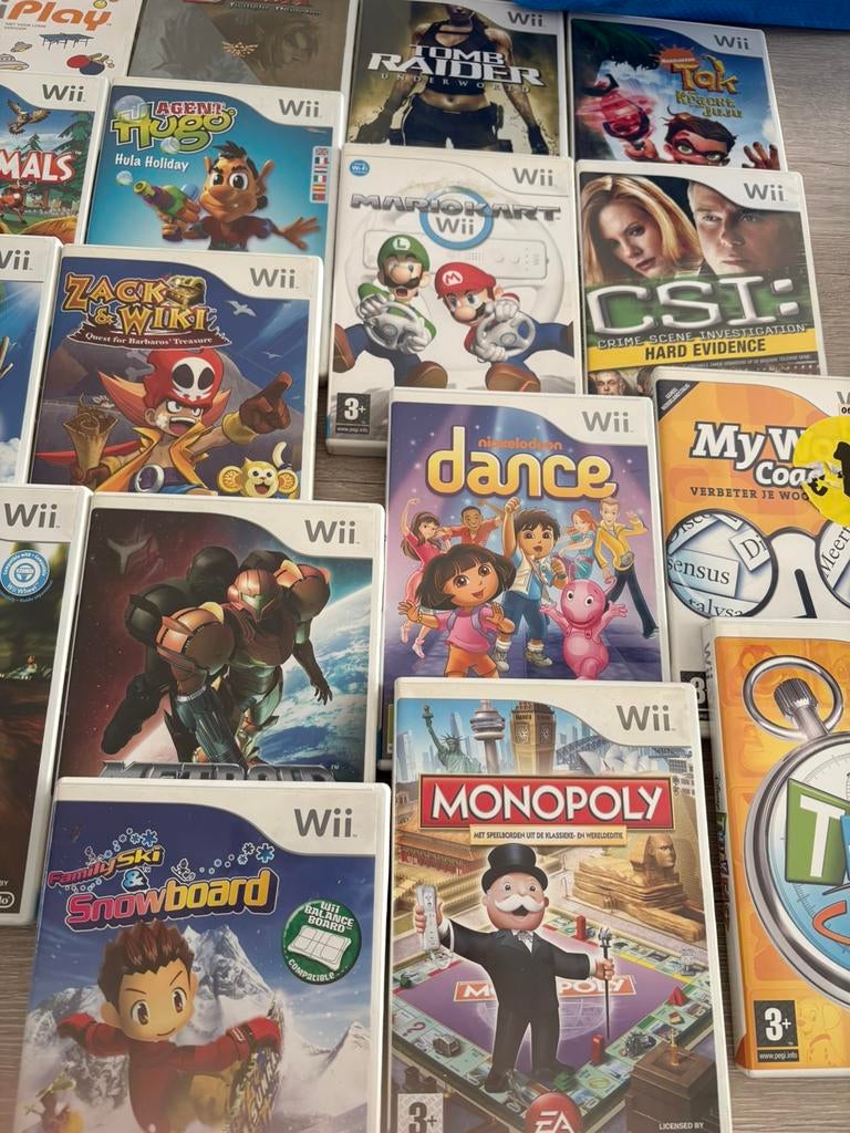 21 Wii spelletjes, Ophalen, Zo goed als nieuw, Sport, 3 spelers of meer